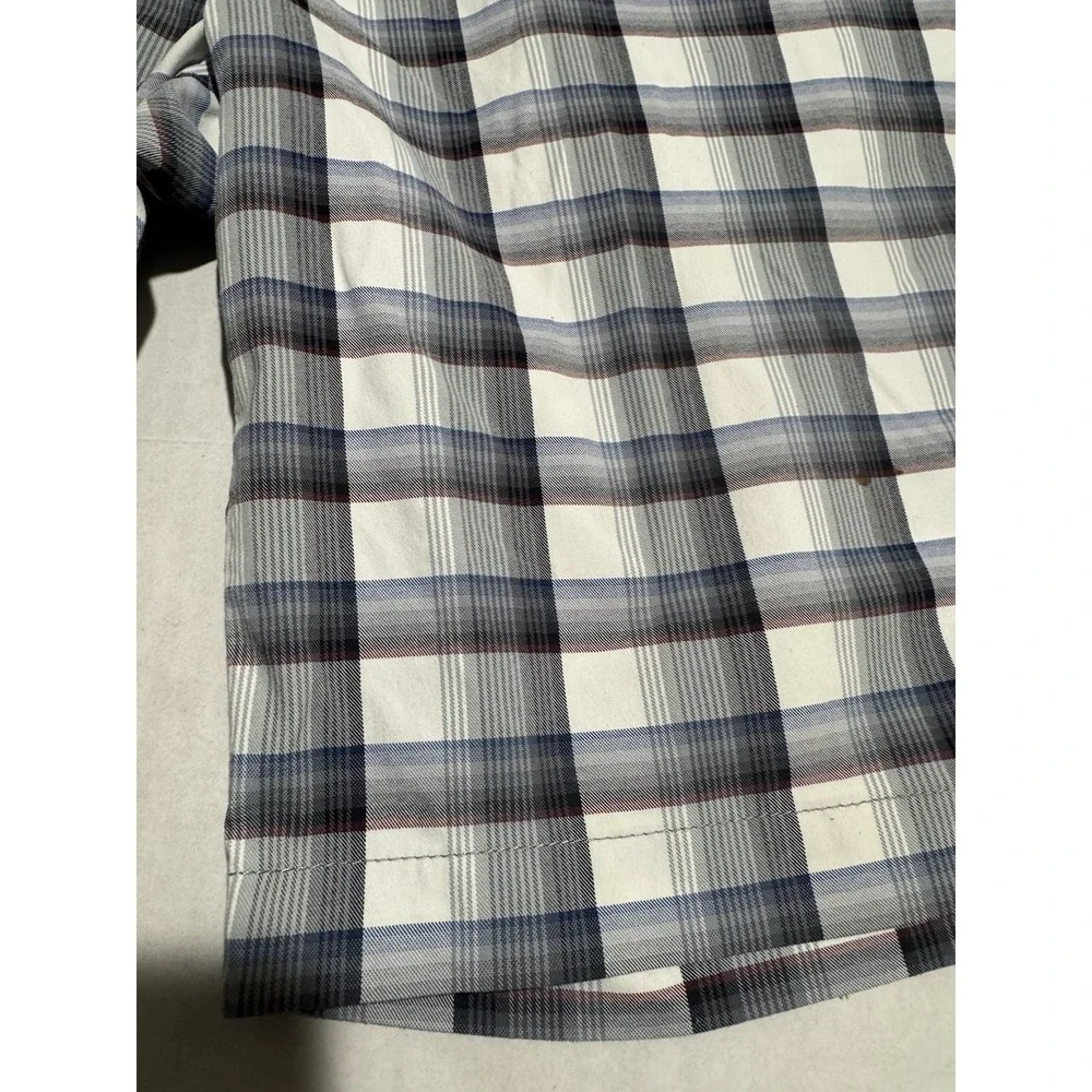 Tommy Bahama Grey Blue Red Plaid Flat Front Shorts,‎ Men's 36 #1162